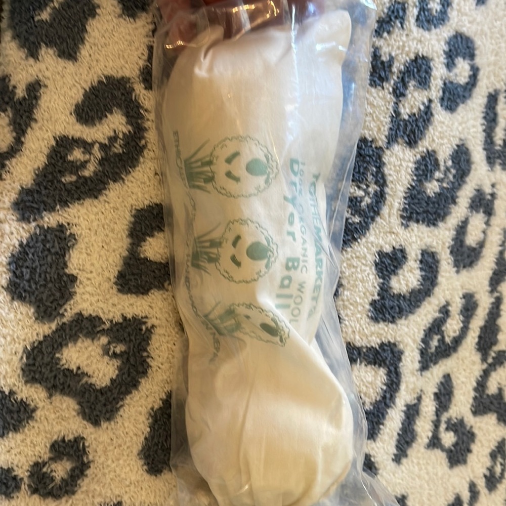 Brand new To the Market Dryer Balls